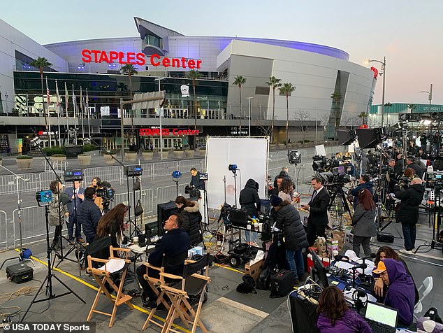 A camera unexpectedly captured the moment Michael Jordan dined at West ...