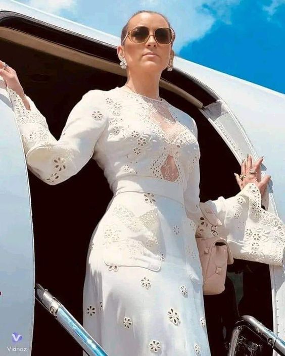 Jennifer Lopez Shares For The First Time About The Lavish Private Jet ...